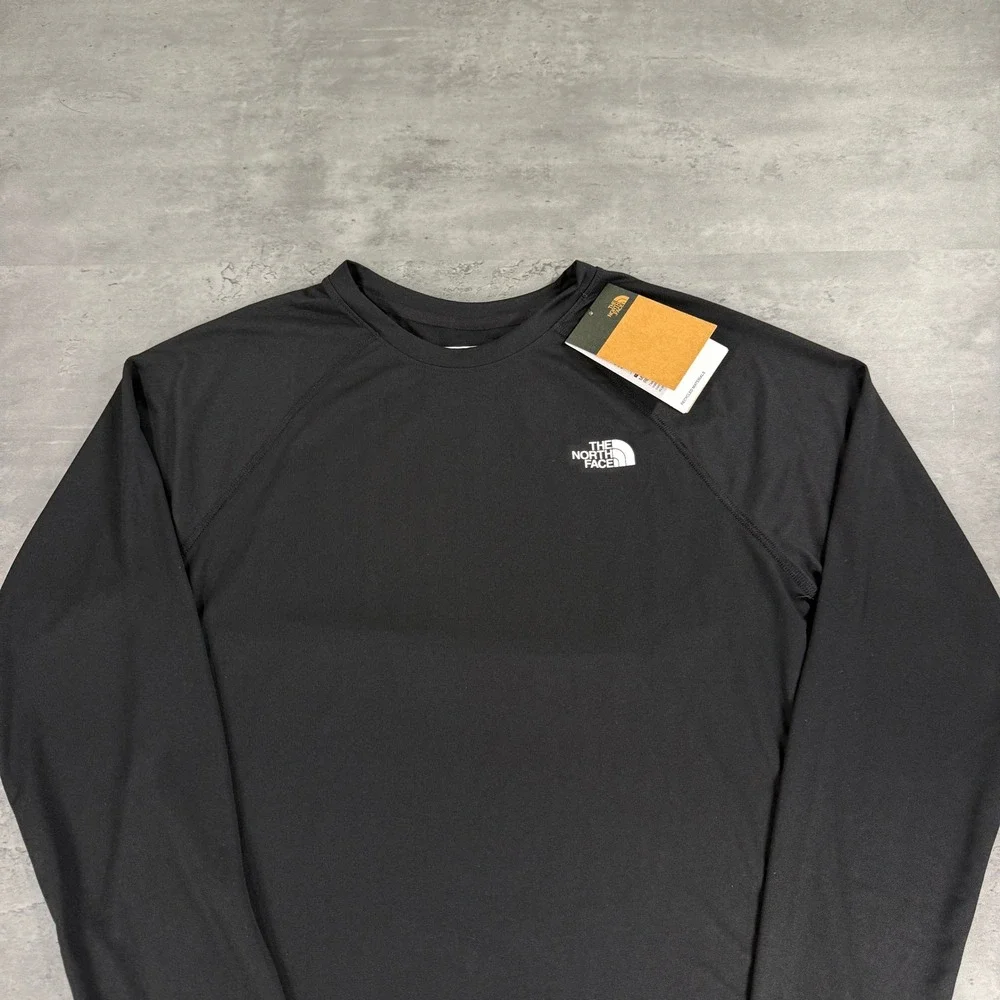 The North Face Breeze Long Sleeve Shirt Mens Small Black FlashDry Active NEW